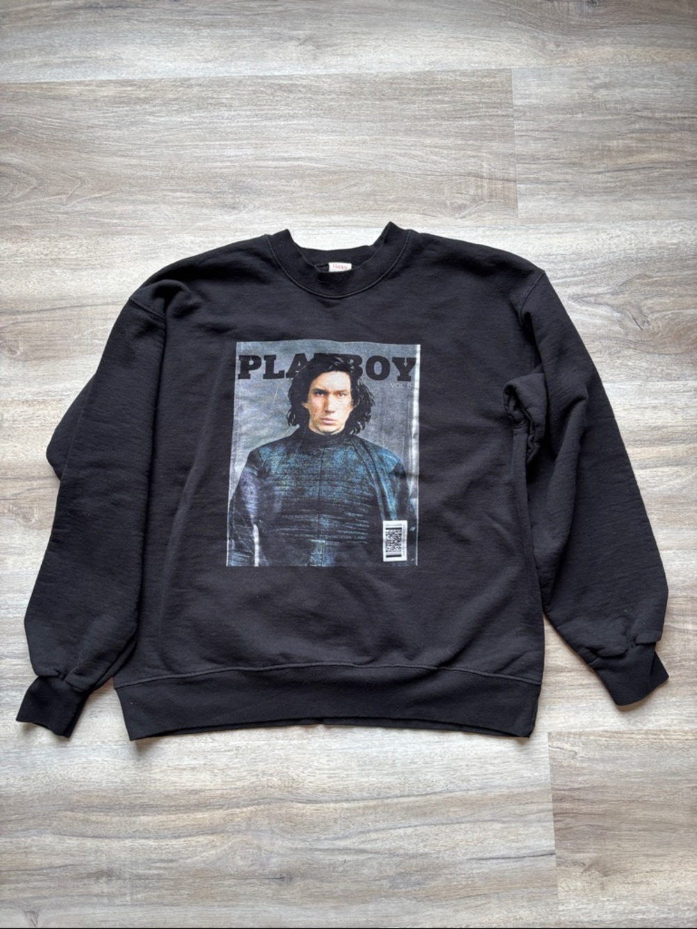Kylo Ren Medium Hanes Black Men’s Crewneck Sweatshirt with Graphic Front